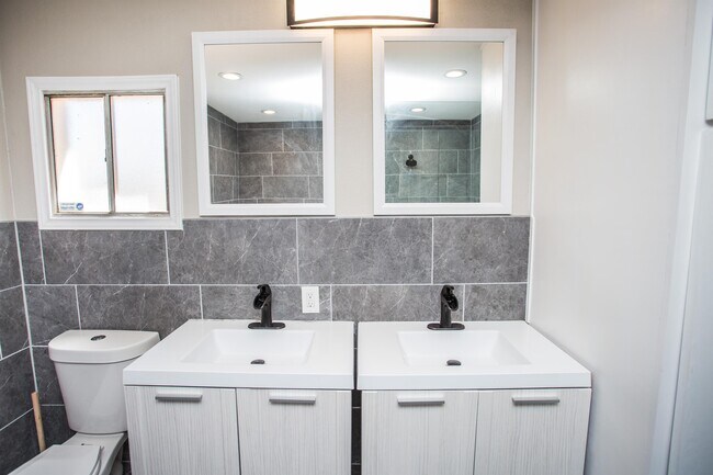 Building Photo - 4213 40th St