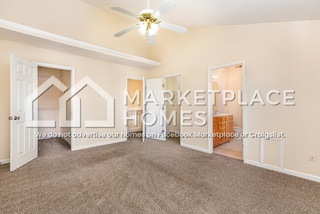 Building Photo - 2124 Star Sapphire Dr
