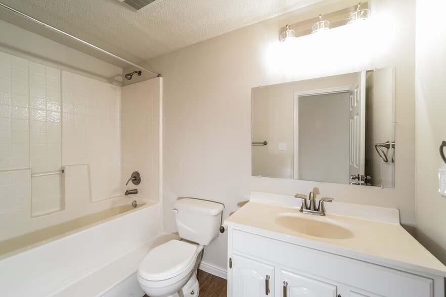 Building Photo - 2076 Allison Way