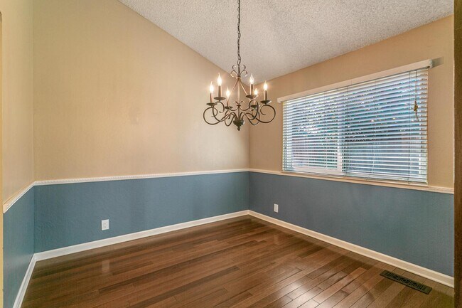 Building Photo - 14965 Dark Star Ct