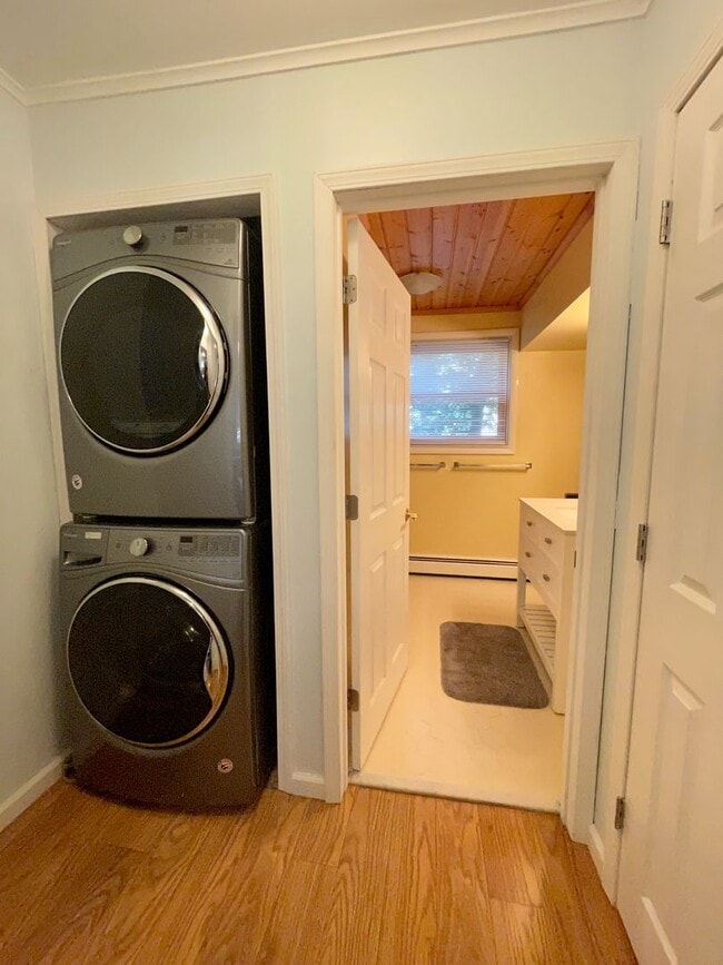 Building Photo - Available June 1st, 2026 — 2 Blocks from Munson Hospital