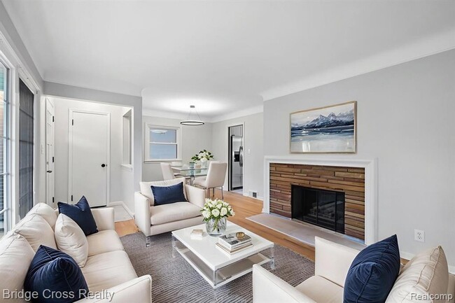 Building Photo - 2614 Essex St