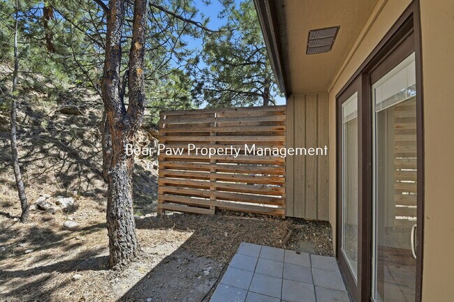 Building Photo - "Charming North  Evergreen Townhouse" "