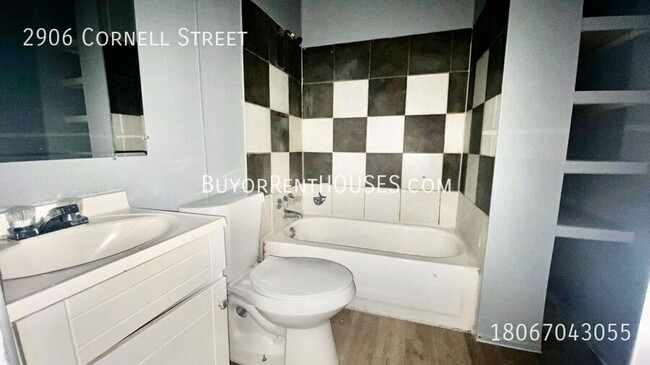 Building Photo - Handyman Special $99 Move in + Admin Fee /...