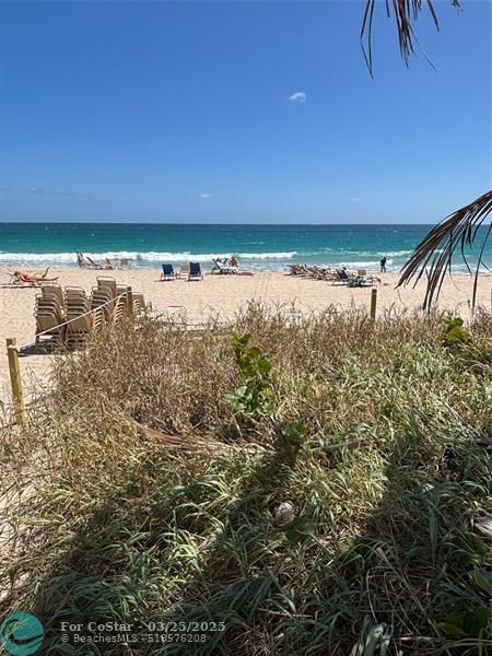 Building Photo - 4250 Galt Ocean Dr