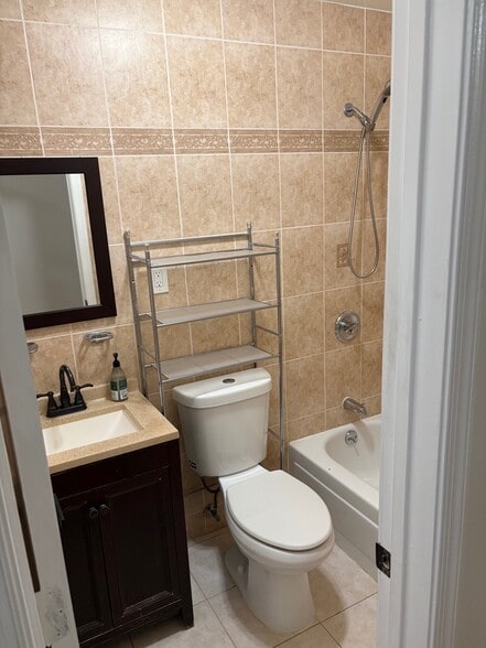 Bathroom 1 -Hallway - 13551 223rd St