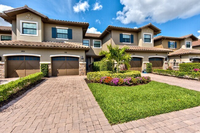 Building Photo - Esplanade Golf and Country Club - 2bdrom c...