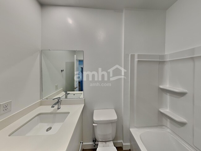 Building Photo - 6476 E Paseo Baranda
