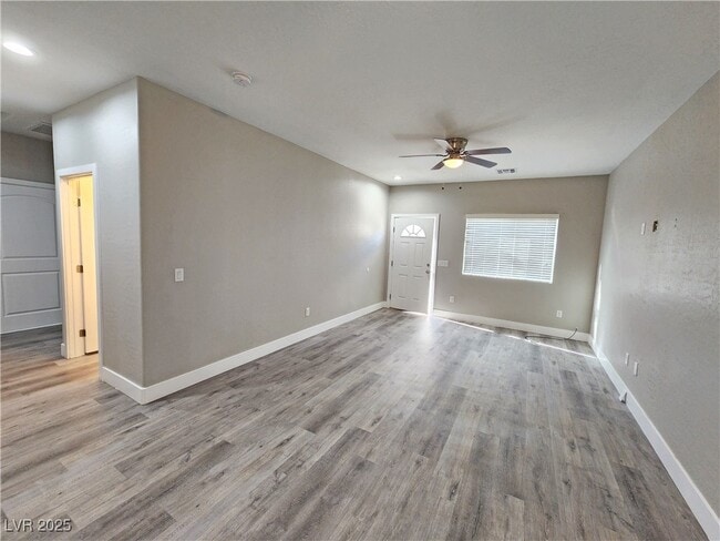 Building Photo - 1111 Sixshooter Ave