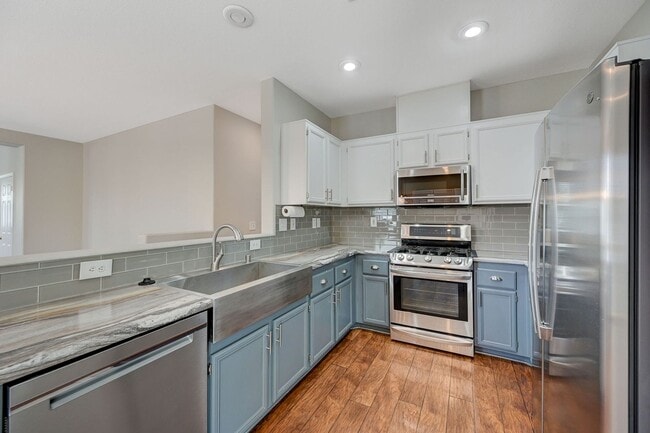 Building Photo - Stunning one story in the NW!