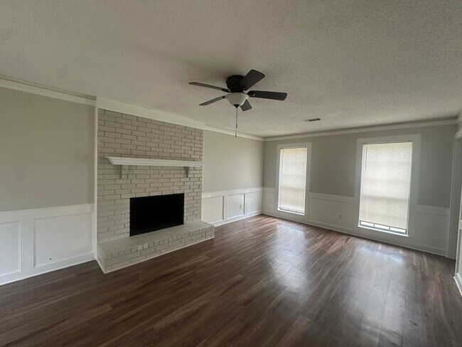 Building Photo - 995 Red Fox Cove