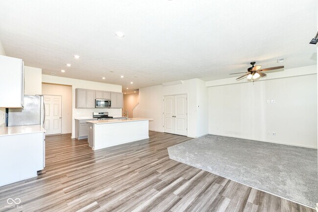 Building Photo - 13533 Dewpoint Ln