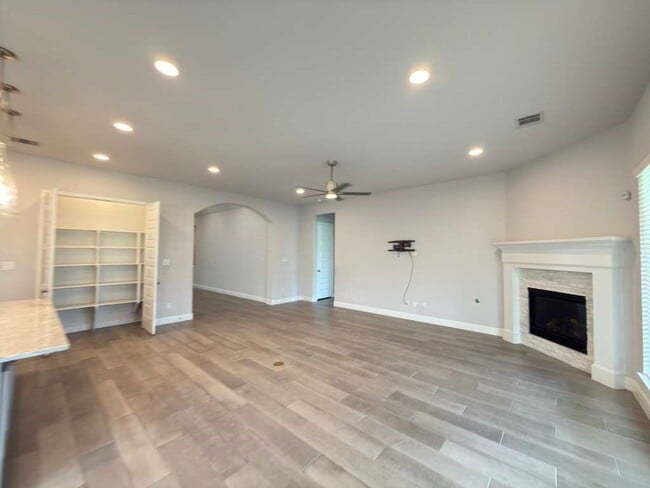 Building Photo - 7510 Spiceberry Ldg Ct