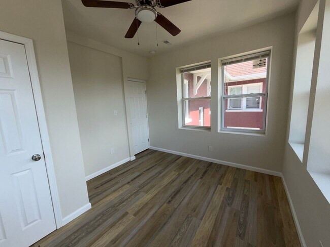 Building Photo - 5909 Cates Ave