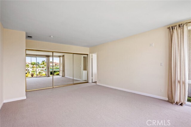 Building Photo - 7117 Avenida Altisima