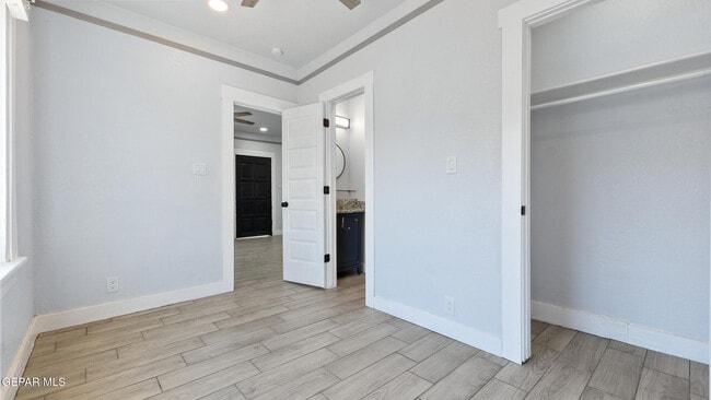 Building Photo - 3109 Douglas Ave