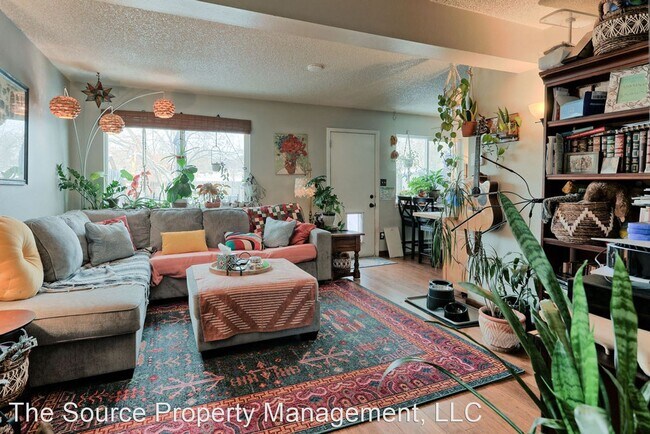 Building Photo - 2 br, 1 bath House - 4323 Flag Dr