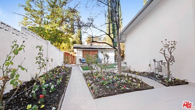 Building Photo - 24201 Burbank Blvd