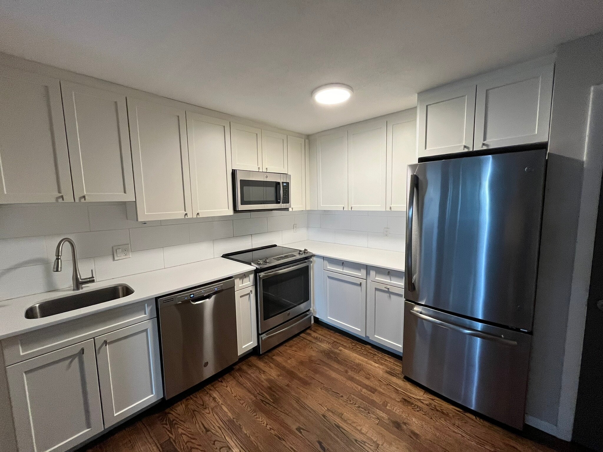 Building Photo - 50 Evergreen St