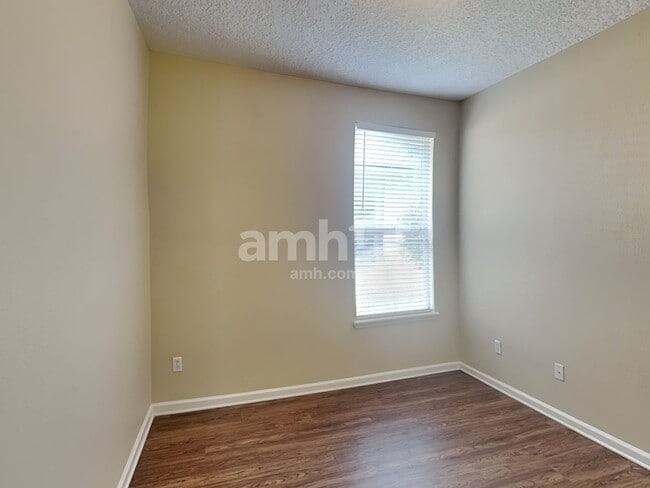 Building Photo - 3028 Atherley Rd