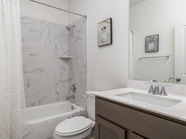 Building Photo - 3814 Riardo Dr