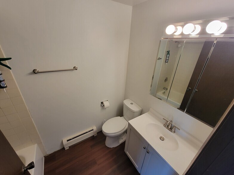 Building Photo - 2 Paxos Dr