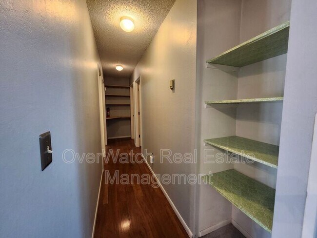 Building Photo - 8721 Ange St