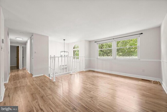 Building Photo - 5435 The Bridle Path