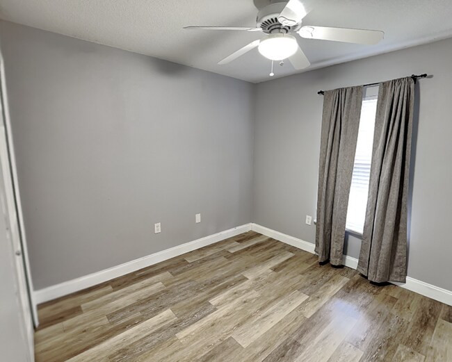 Building Photo - 3512 Stonefield Dr