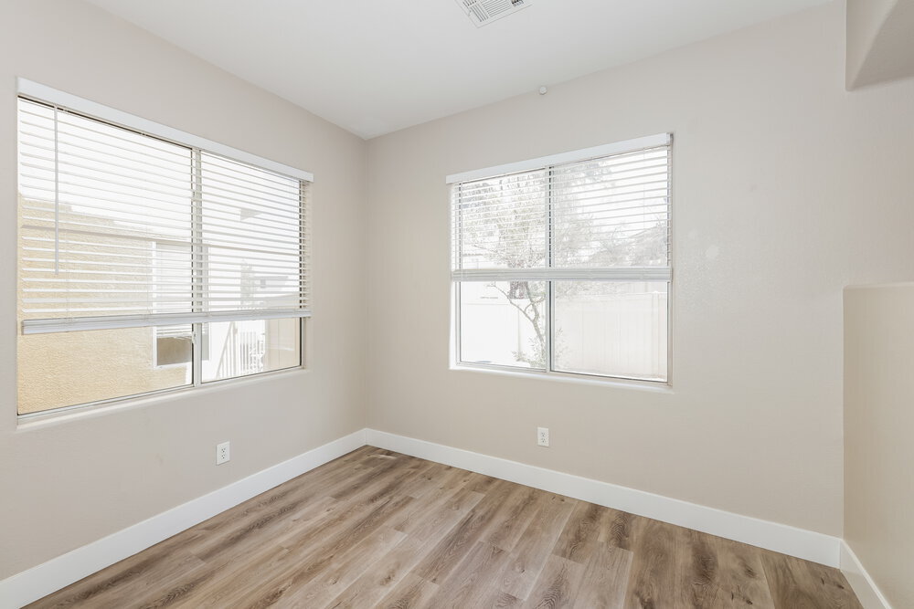 Building Photo - 892 Shining Rose Pl