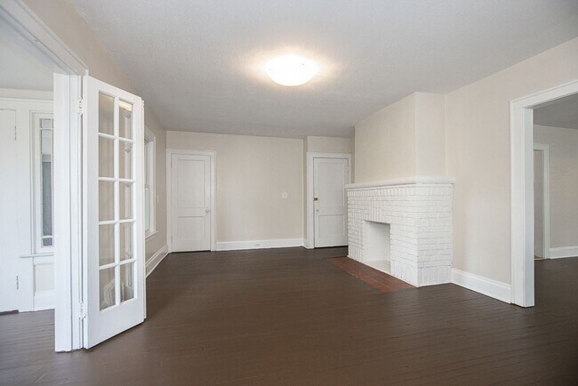 Building Photo - 3250 Berkshire Rd