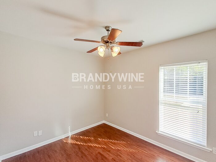 Building Photo - 618 Peyton Cir