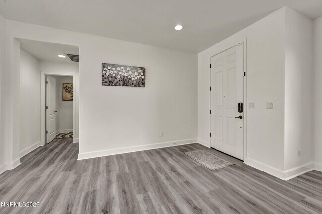 Building Photo - 10677 Foxberry Park Dr