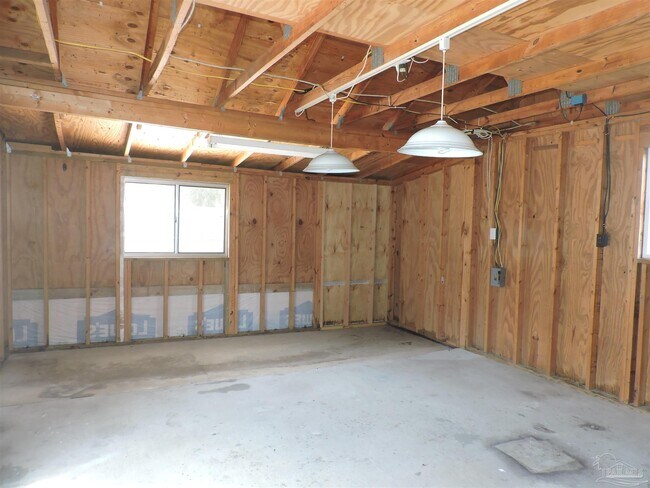 Building Photo - 6340 Summer Lakes Ln