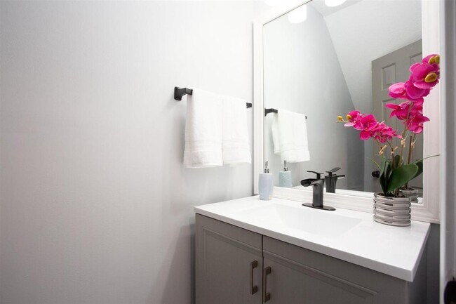 Building Photo - 5735 Manassas Run