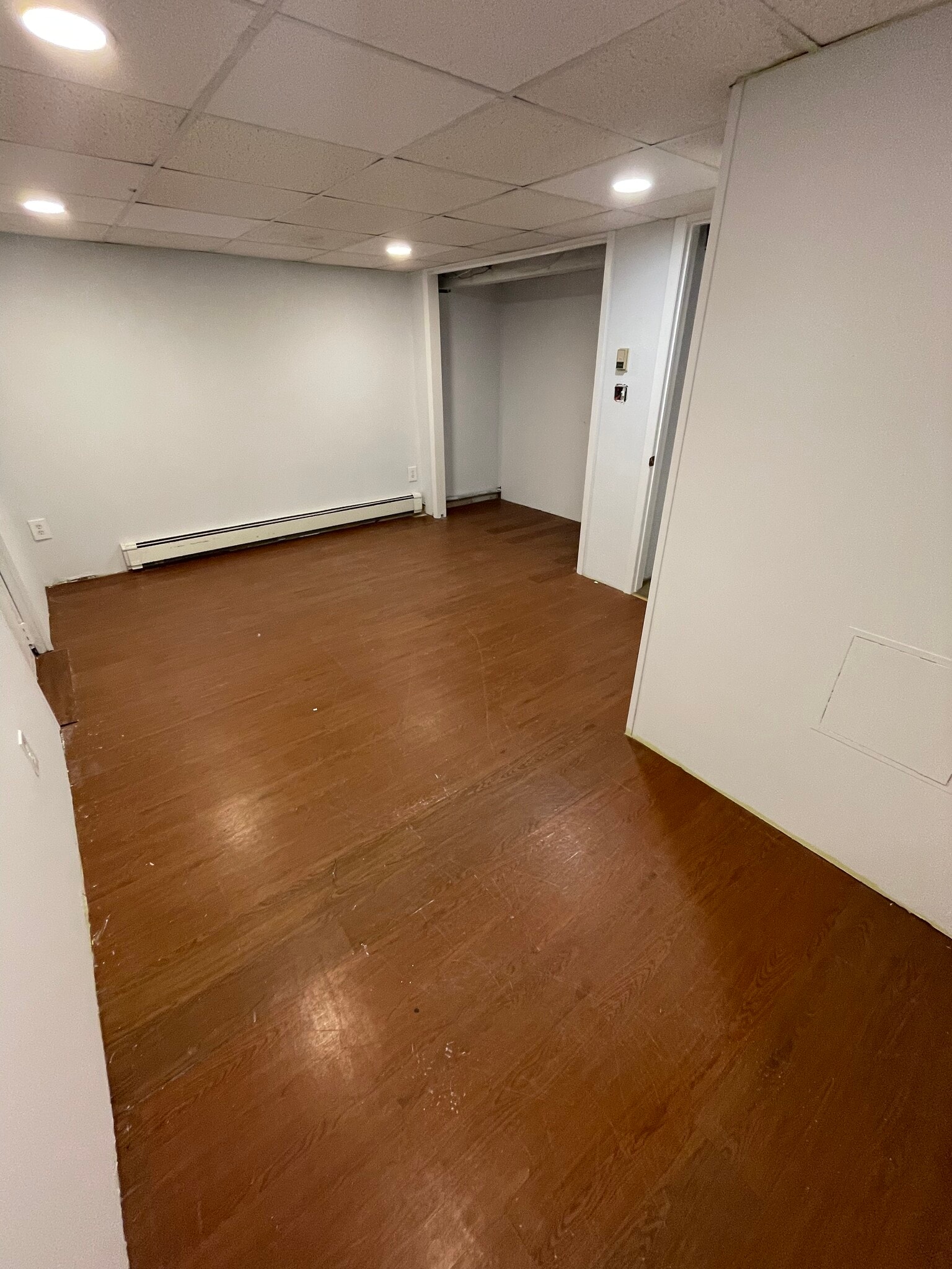 Basement room - 358 Prospect Ave