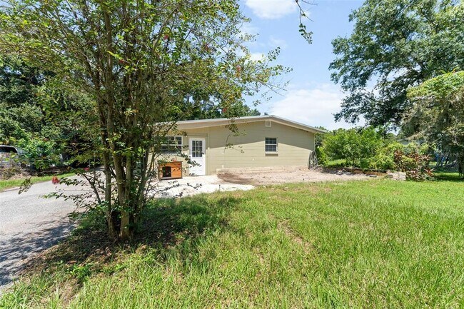 Building Photo - 7911 Lovegren Ln