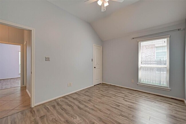 Building Photo - 26243 Crystal Cove Ln