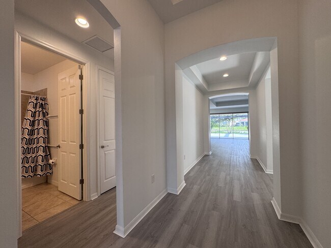 Building Photo - 11626 Parrotfish St