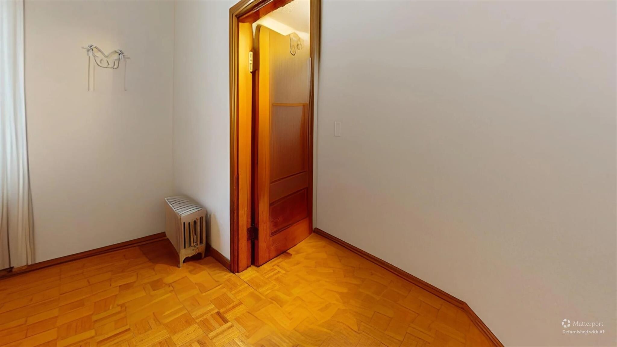 Building Photo - 240 School St