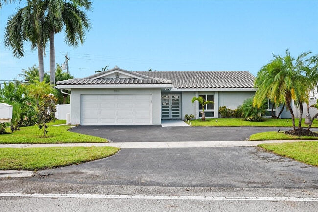 Building Photo - 21100 Highland Lakes Blvd