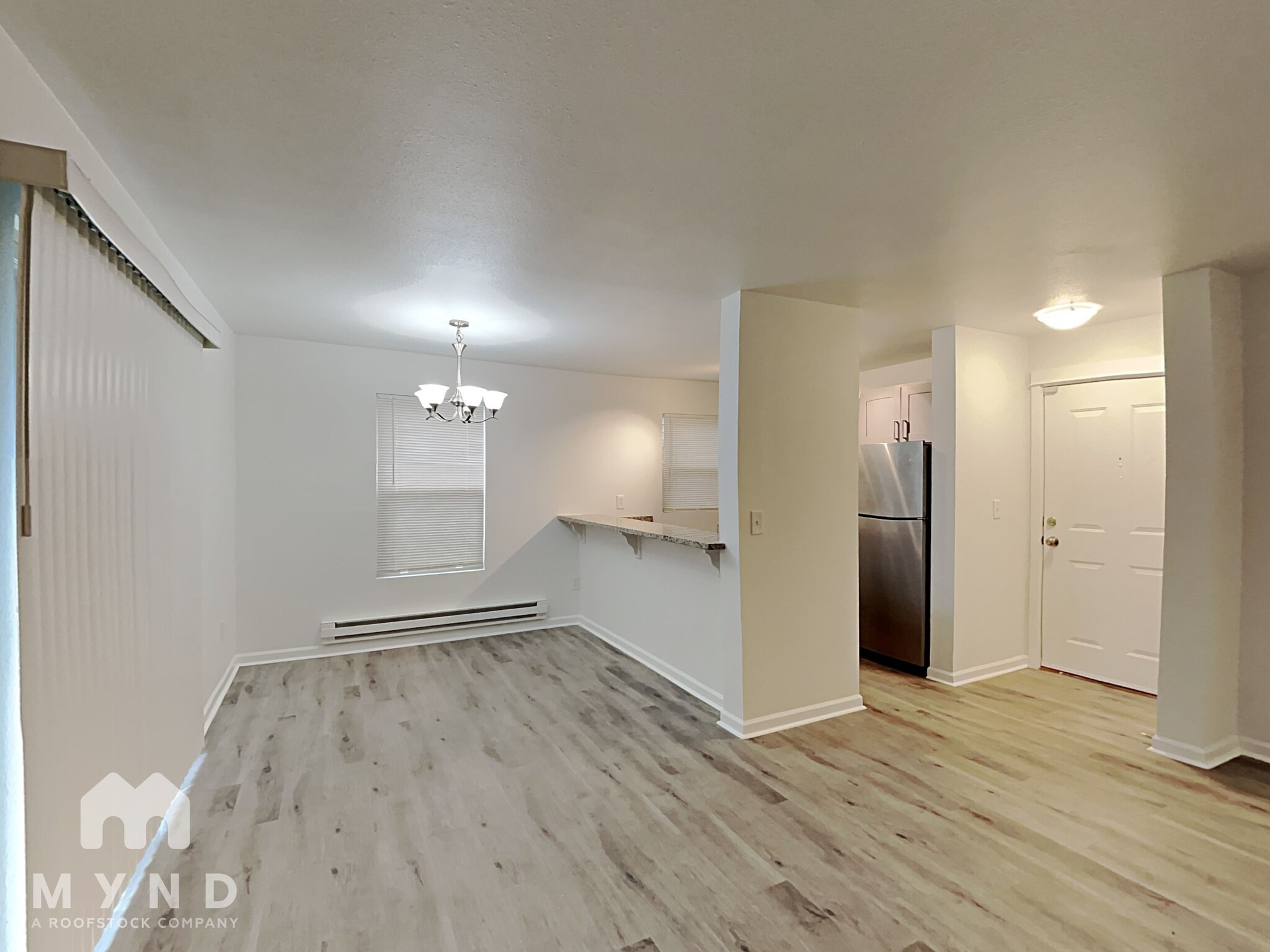 Building Photo - 9805 Avondale Rd NE