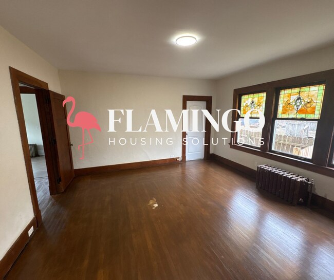 Building Photo - 2715 N Main St