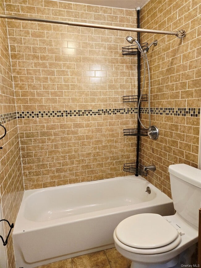 Building Photo - 7 Boulder Ct