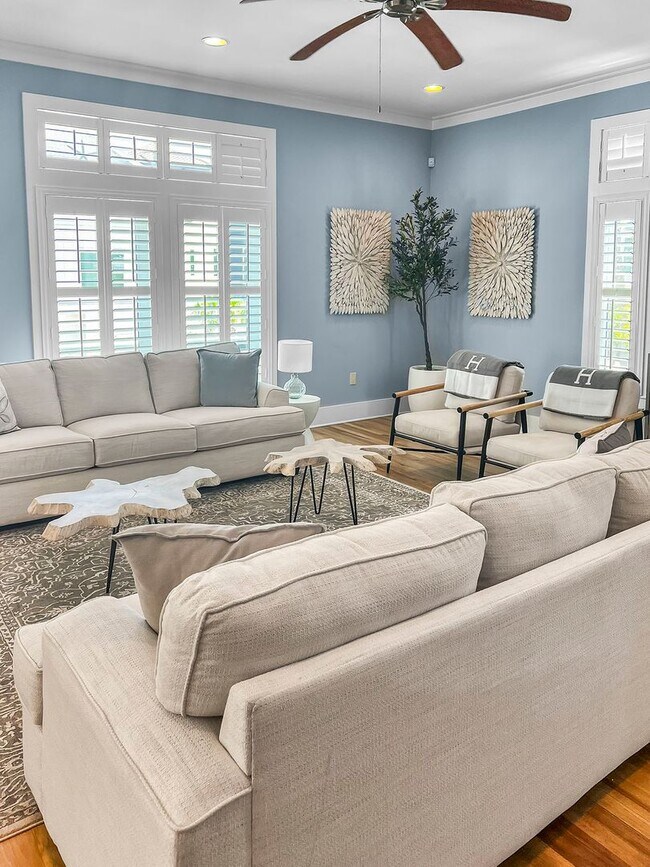 Building Photo - 50% off first months rent.  Remodeled 5 bedroom house with bikes – walking distance to the beach