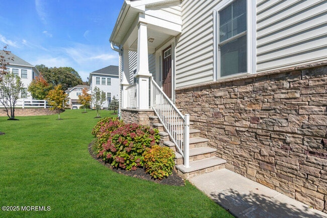 Building Photo - 26 Malcolm Way