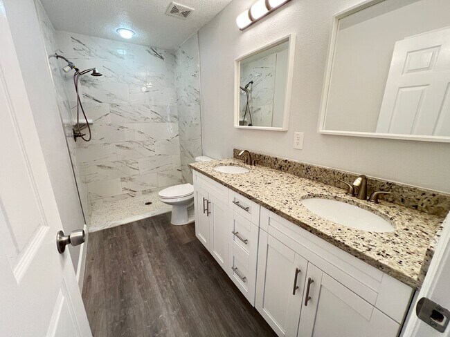 Building Photo - 3 BD/2BA Home in Dunnellon!