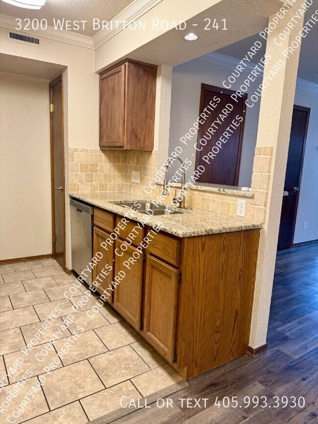 Building Photo - 3200 W Britton Rd