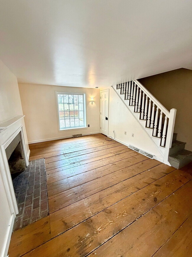 Building Photo - 139 Howard Ave