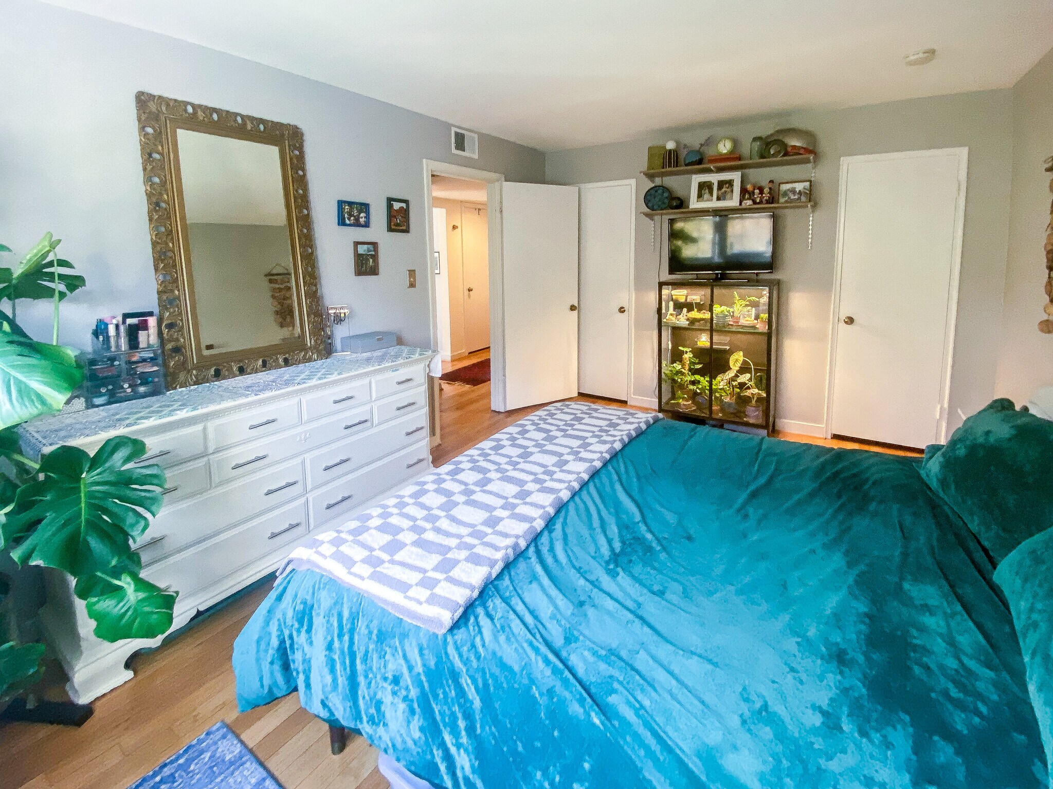 Building Photo - 2242 Washington Avenue